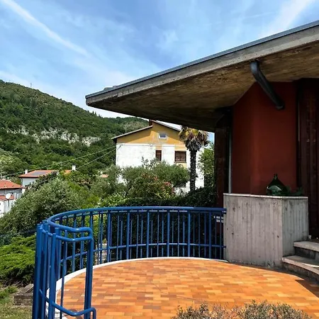 Gione Holiday home
