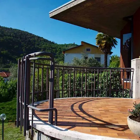 Gione Holiday home *
