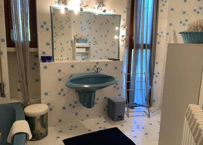 Semesterbostad Gione *