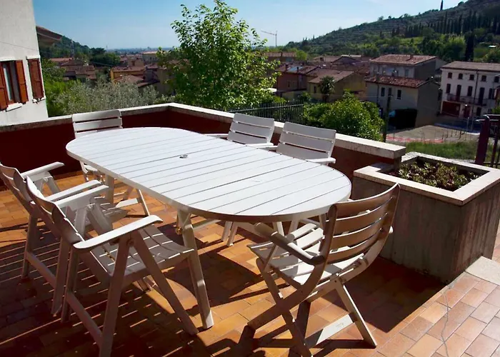 Semesterbostad Gione Verona