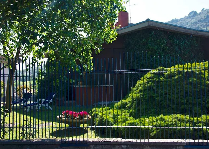 Semesterbostad Gione *